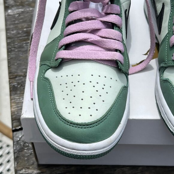 Womans NIKE Air Jordan 1 Mid SE Dutch Green Sneakers 7 with Box - Picture 4 of 16